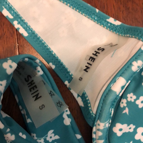 SHEIN size small bikini set cheeky, high cut NWOT - Picture 3 of 4